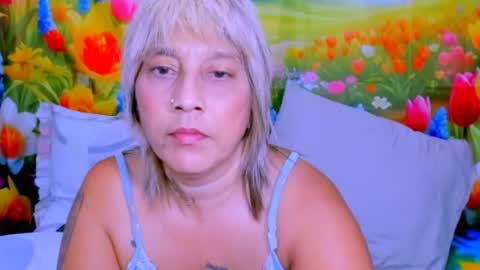 indianroxy27 online show from July 21, 5:32 am
