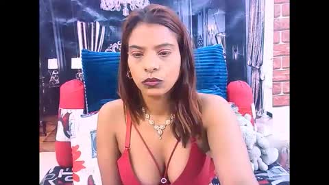 indiansexyass4u2luv online show from May 19, 9:04 am
