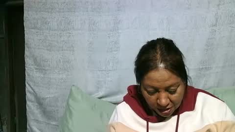 Snapshot of indiansexymilf chatting on June 16, 5:32 am candice online show from June 16, 5:32 am