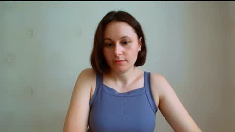 Snapshot of inessa_beauty chatting on July 15, 12:32 pm Inessa online show from July 15, 12:32 pm
