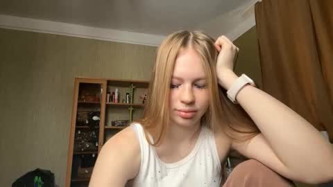 Mary online show from March 5, 8:10 am