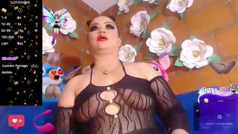 Ingrit online show from April 18, 8:18 am