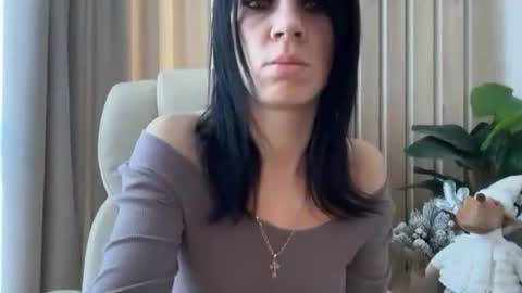 Snapshot of injaathome chatting on February 9, 7:01 am InjaAtHome online show from February 9, 7:01 am