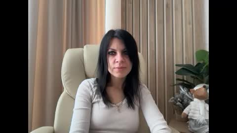 Snapshot of injaathome chatting on February 26, 7:40 am InjaAtHome online show from February 26, 7:40 am