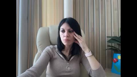 Snapshot of injaathome chatting on March 11, 7:36 am InjaAtHome online show from March 11, 7:36 am