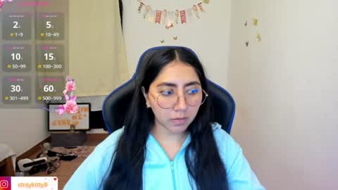 Luna        online show from June 10, 2:01 am