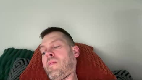 InterestedHun online show from May 25, 1:28 pm