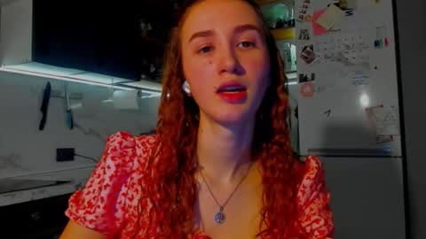 Snapshot of internetsexplorer chatting on March 3, 9:10 pm Bernadette Join online show from March 3, 9:10 pm