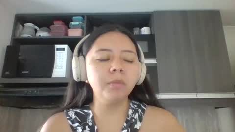 Iris 3 online show from December 17, 2:01 pm