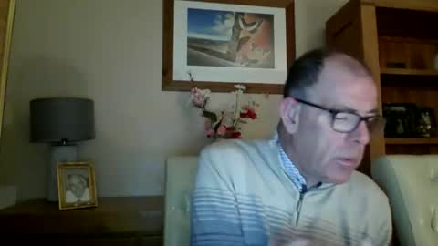 inthemood63 online show from October 12, 8:08 pm