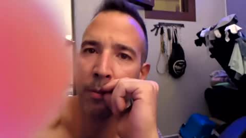 intheshadowxxx online show from June 20, 2:47 am