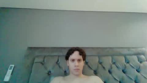WillyTripleXxx online show from May 24, 10:26 pm