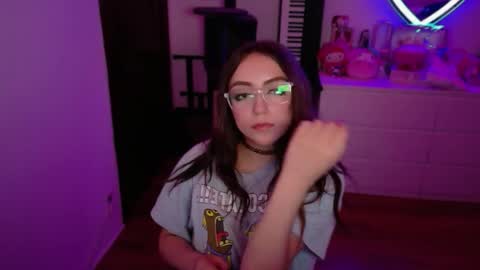 invisibledollx online show from May 16, 4:53 am