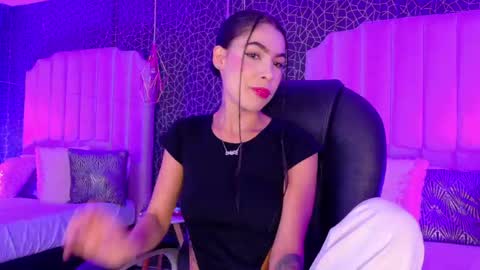 Snapshot of irisdelavega_ chatting on April 30, 2:12 pm Iris online show from April 30, 2:12 pm