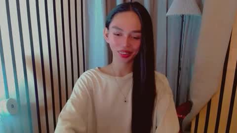 IRISH AND TRIXIE online show from April 8, 2:11 am