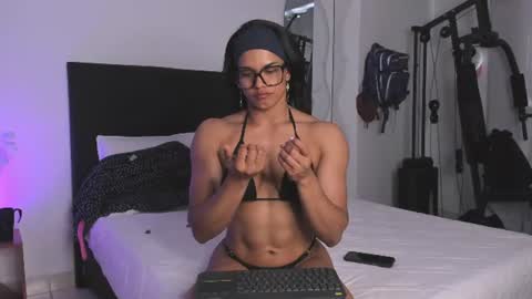 irismuscle online show from July 7, 4:55 pm
