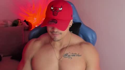 Iron online show from March 1, 9:39 pm