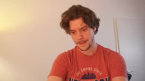 Snapshot of ironthud chatting on December 1, 8:25 pm Sam online show from December 1, 8:25 pm