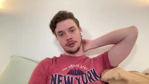 Snapshot of ironthud chatting on January 9, 9:16 pm Sam online show from January 9, 9:16 pm