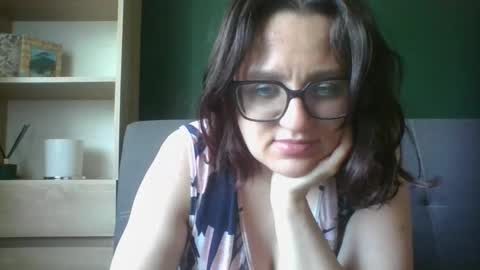 Paris online show from May 22, 5:58 am