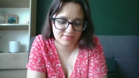 Paris online show from June 19, 5:34 am