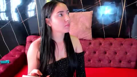 Isa and Natasha online show from February 11, 12:32 pm