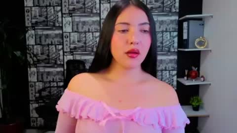 Isa and Natasha online show from June 18, 1:26 pm