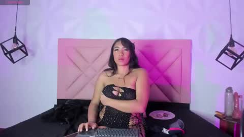 ISABELLA online show from June 4, 8:37 pm