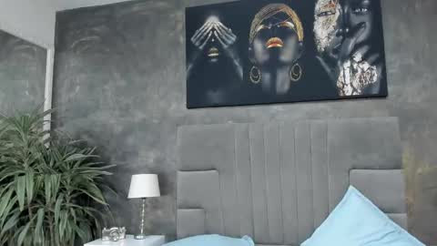 Isa Lancaster online show from November 23, 8:08 pm