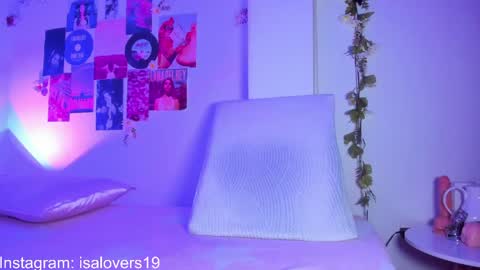 ISA LOVERS online show from April 19, 8:02 am