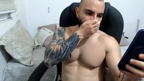 Isaac carter online show from February 3, 10:48 pm