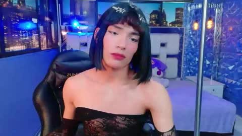 Snapshot of isaacnova chatting on May 30, 9:01 pm isaacnova online show from May 30, 9:01 pm