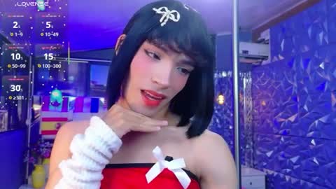 Snapshot of isaacnova chatting on June 18, 8:13 pm isaacnova online show from June 18, 8:13 pm
