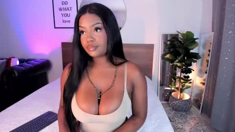 Isaa Coleman online show from February 8, 8:32 pm