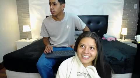 isaak_salomee online show from June 9, 12:17 pm