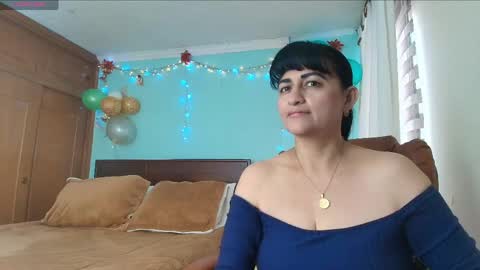 Snapshot of isabeel_sofia01 chatting on June 6, 2:22 pm Isabeel Sofia online show from June 6, 2:22 pm