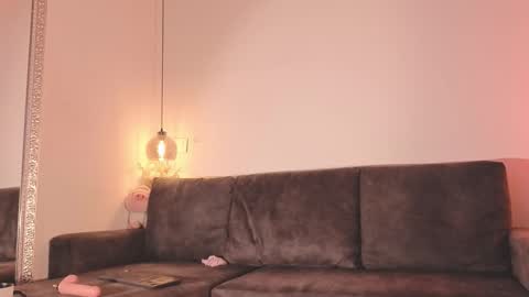 Isabela online show from March 28, 11:43 am