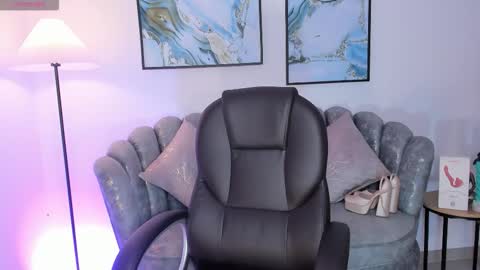 Snapshot of isabela_romano chatting on November 14, 12:53 am isabela romano online show from November 14, 12:53 am