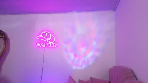 Snapshot of isabela_tay chatting on July 18, 11:36 am ISABELA online show from July 18, 11:36 am
