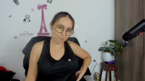 Isabella online show from July 19, 1:42 am