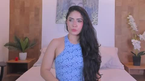 isabella_winkler online show from April 13, 11:48 am