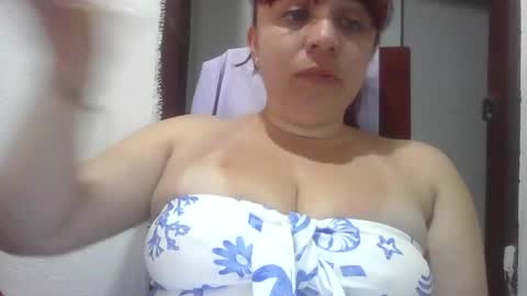 Snapshot of isabellaa_hills_ chatting on December 16, 3:39 pm isabellaa_hills_ online show from December 16, 3:39 pm
