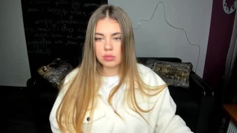 isabellabler online show from October 20, 5:52 am