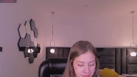 Isabella Moretti online show from July 19, 5:22 am