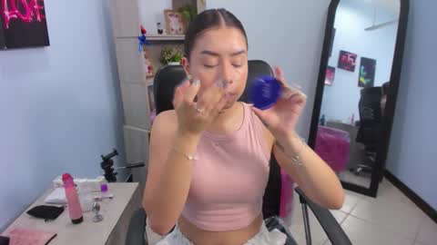isebella online show from May 5, 1:52 pm