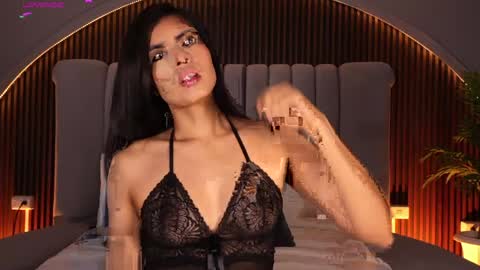 Snapshot of isabellax21 chatting on April 26, 4:21 am Isa online show from April 26, 4:21 am