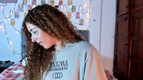 Snapshot of isangel_ chatting on January 16, 3:21 am Isabela online show from January 16, 3:21 am