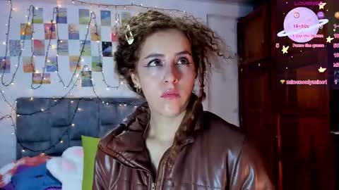 Snapshot of isangel_ chatting on February 15, 7:51 am Isabela online show from February 15, 7:51 am