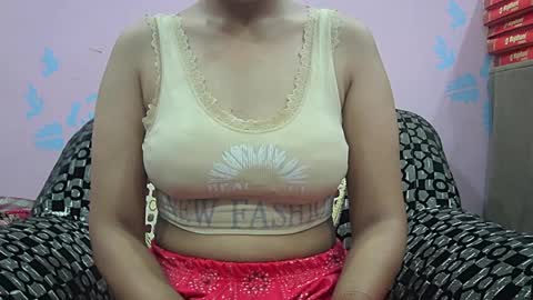 ishika_singh_ online show from June 19, 2:16 am