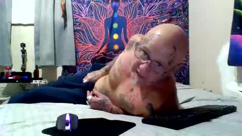 ishootropes77 online show from February 14, 8:55 am